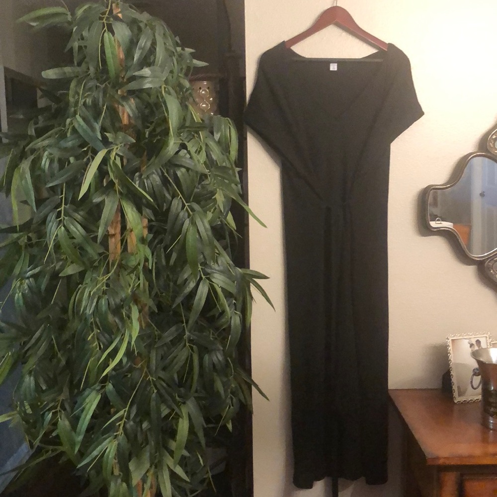 EUC Black ribbed xxl Old Navy belted dress